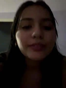 Snapshot of Angeldusttt chatting on 09-27-25, 05:34 Angeldusttt online show from 09-27-25, 05:34