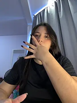 Snapshot of Angeldusttt chatting on 09-27-25, 05:40 Angeldusttt online show from 09-27-25, 05:40