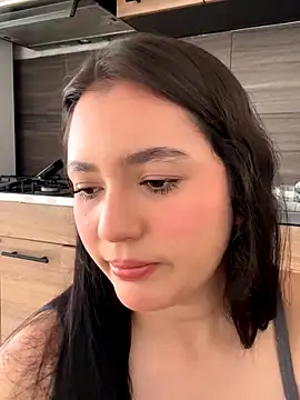 Snapshot of Angeldusttt chatting on 10-24-25, 04:58 Angeldusttt online show from 10-24-25, 04:58