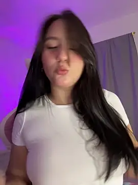 Snapshot of Angeldusttt chatting on 11-11-25, 09:15 Angeldusttt online show from 11-11-25, 09:15