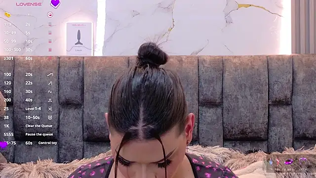 Ava Cristi online show from 12-21-25, 03:52