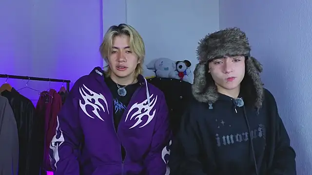 Vamps Lovers online show from 09-15-25, 12:49