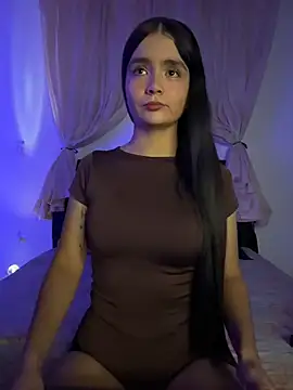 Snapshot of Ashley_and_Zoe chatting on 12-02-25, 10:05 Ashley and Zoe online show from 12-02-25, 10:05