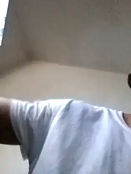 Snapshot of Labarbie77 chatting on 09-24-25, 04:32 Labarbie77 online show from 09-24-25, 04:32