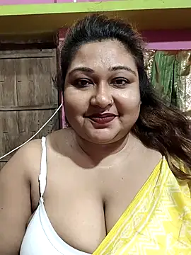 Snapshot of hotbhabhi011 chatting on 09-25-25, 02:04 hotbhabhi011 online show from 09-25-25, 02:04