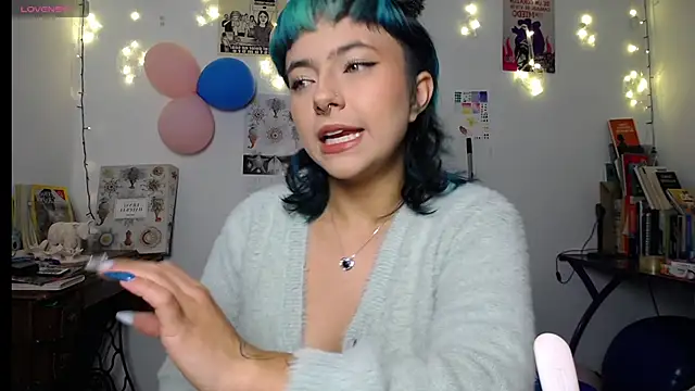 Snapshot of AlmaNanax chatting on 12-18-25, 01:11 AlmaNanax online show from 12-18-25, 01:11