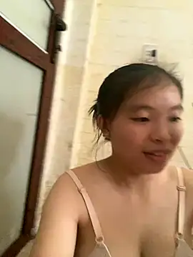 viluna online show from 10-13-25, 05:07