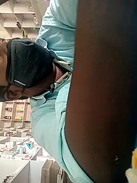 Snapshot of blackdick44 chatting on 09-22-25, 06:26 blackdick44 online show from 09-22-25, 06:26