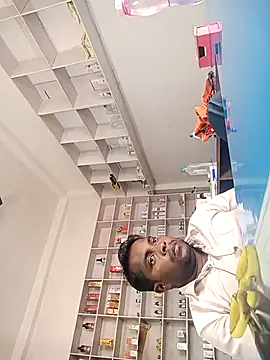 Snapshot of blackdick44 chatting on 10-29-25, 09:00 blackdick44 online show from 10-29-25, 09:00