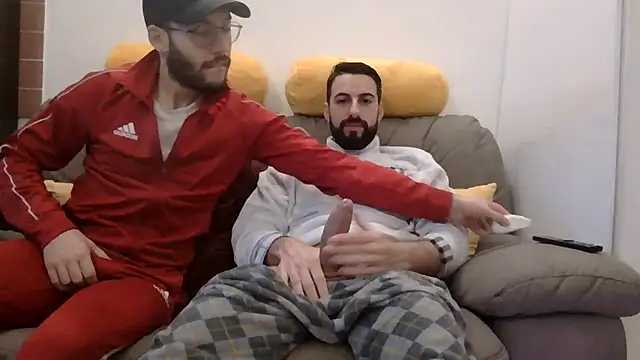 Amicisegreti online show from 01-13-26, 06:40