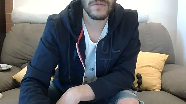 Amicisegreti online show from 04-01-26, 04:59