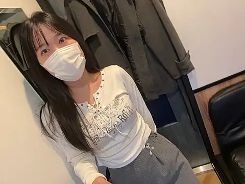 Snapshot of hikiwarinatto_xoxo chatting on 01-18-26, 01:09 hikiwarinatto xoxo online show from 01-18-26, 01:09