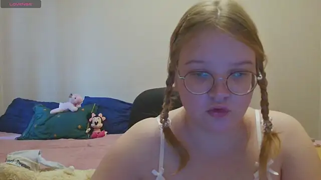 Rosa Grenn online show from 10-24-25, 09:06