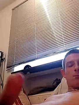 P44698 online show from 10-04-25, 02:15