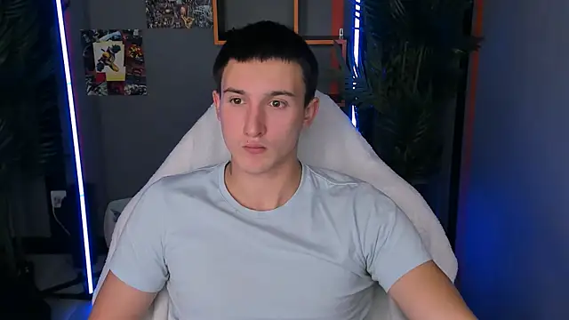 Snapshot of David__Diamond chatting on 09-28-25, 04:12 David Diamond online show from 09-28-25, 04:12