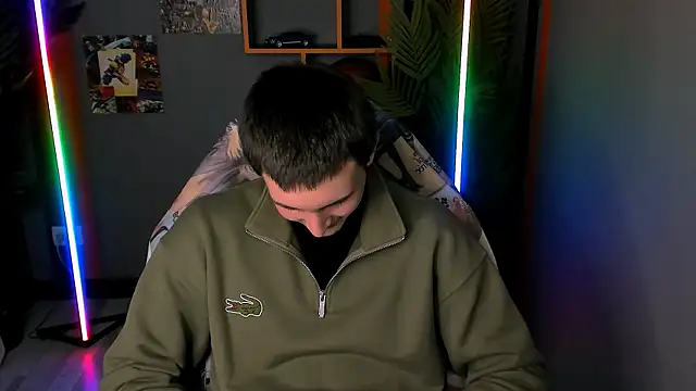 Snapshot of David__Diamond chatting on 11-26-25, 04:52 David Diamond online show from 11-26-25, 04:52