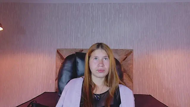 Snapshot of Olivia11_ chatting on 02-11-26, 04:45 Olivia11 online show from 02-11-26, 04:45