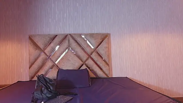 Snapshot of Olivia11_ chatting on 02-25-26, 12:48 Olivia11 online show from 02-25-26, 12:48