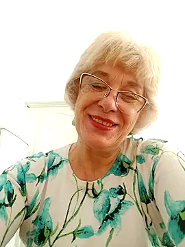 52MiaLove02 online show from 09-25-25, 07:56