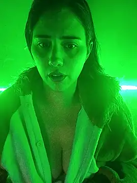 Snapshot of kariciasecreta chatting on 11-30-25, 02:26 kariciasecreta online show from 11-30-25, 02:26