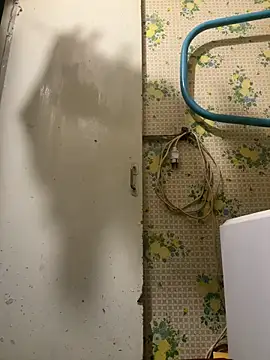 Snapshot of marik_goldd chatting on 10-26-25, 02:23 marik goldd online show from 10-26-25, 02:23