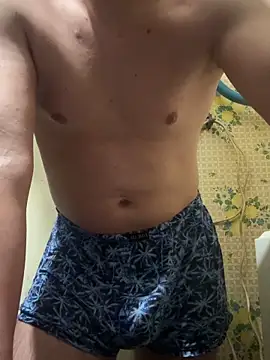 Snapshot of marik_goldd chatting on 10-29-25, 01:24 marik goldd online show from 10-29-25, 01:24