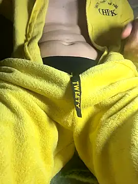 Snapshot of marik_goldd chatting on 11-18-25, 08:30 marik goldd online show from 11-18-25, 08:30