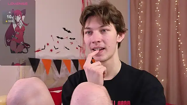  Den1s  online show from 10-29-25, 12:29