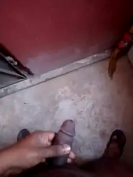 Snapshot of bappyandbanulove chatting on 01-18-26, 09:35 bappyandbanulove online show from 01-18-26, 09:35