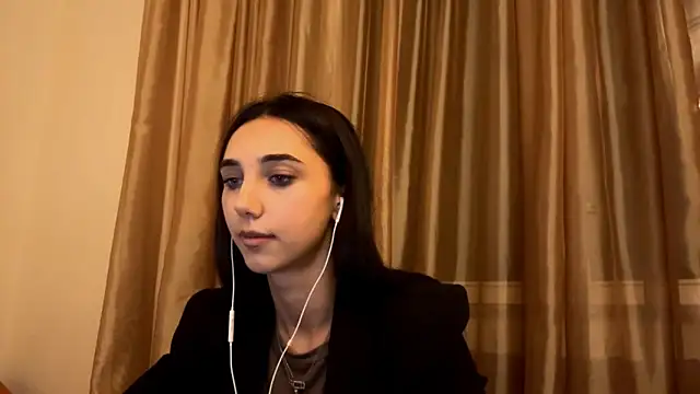 LinaMour online show from 09-22-25, 10:12