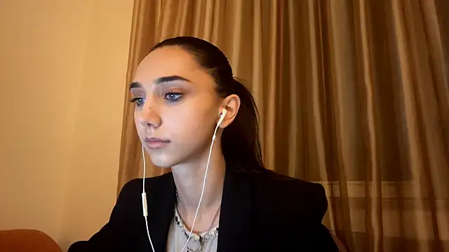 LinaMour online show from 09-24-25, 10:13