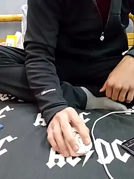 yazinyazin1 online show from 12-20-25, 05:58