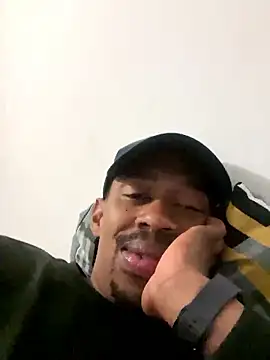 Snapshot of fitsexyman chatting on 01-09-26, 07:15 fitsexyman online show from 01-09-26, 07:15