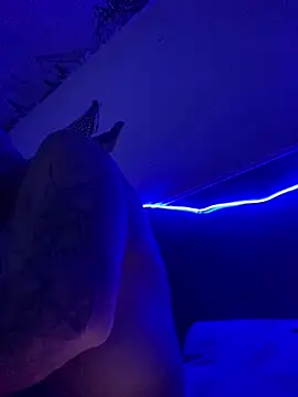 Snapshot of babyke23 chatting on 03-26-26, 04:40 babyke23 online show from 03-26-26, 04:40