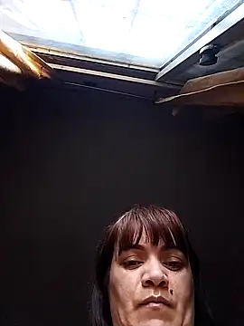 Snapshot of isabella931054 chatting on 10-05-25, 01:42 isabella931054 online show from 10-05-25, 01:42