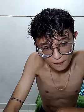 SantiagoRusso18 online show from 01-18-26, 09:07