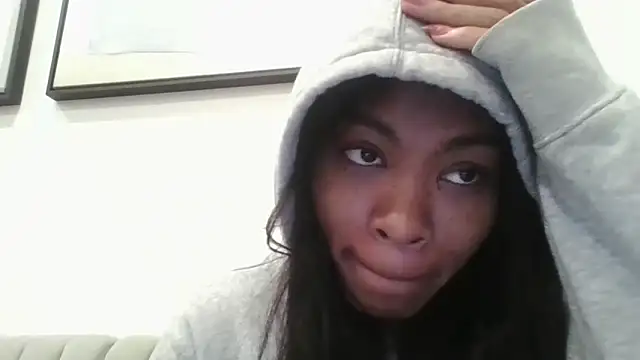 Idonotcherishu online show from 10-18-25, 01:08