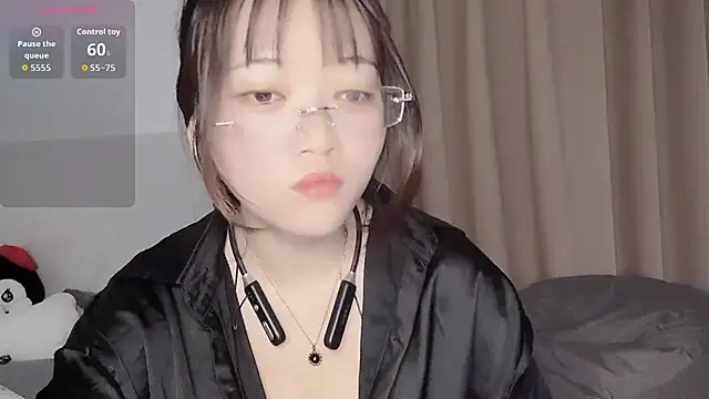 Xoxo-258 online show from 10-14-25, 02:34