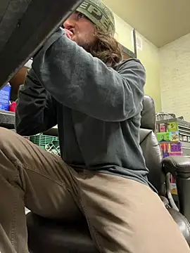 Snapshot of crashnasty chatting on 02-04-26, 10:04 crashnasty online show from 02-04-26, 10:04