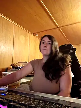 Snapshot of YoungLiisaxx chatting on 03-15-26, 09:32 YoungLiisaxx online show from 03-15-26, 09:32