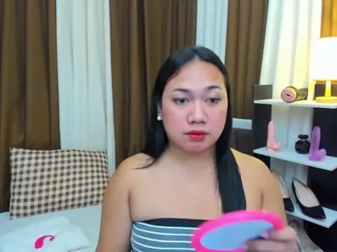 TsUncutKaren online show from 10-23-25, 08:40