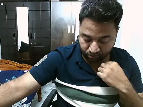 victorvicky69 online show from 09-13-25, 04:07