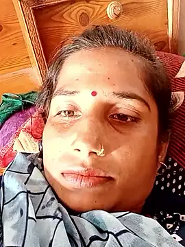 Snapshot of Jan_643 chatting on 09-11-25, 04:12 Jan 643 online show from 09-11-25, 04:12