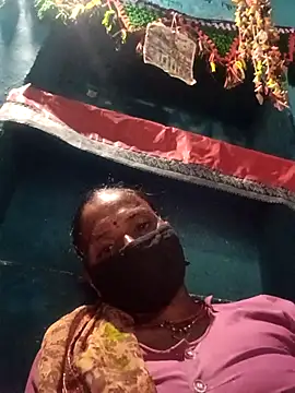 Snapshot of Jan_643 chatting on 10-06-25, 05:49 Jan 643 online show from 10-06-25, 05:49