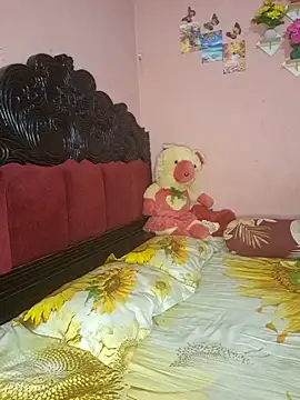 Snapshot of ariya-03 chatting on 02-08-26, 08:12 ariya-03 online show from 02-08-26, 08:12