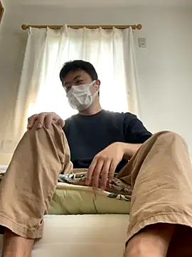 Snapshot of szk2412 chatting on 10-18-25, 01:30 szk2412 online show from 10-18-25, 01:30