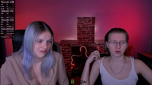 Snapshot of gloria_bubble chatting on 12-16-25, 09:09 gloria bubble online show from 12-16-25, 09:09