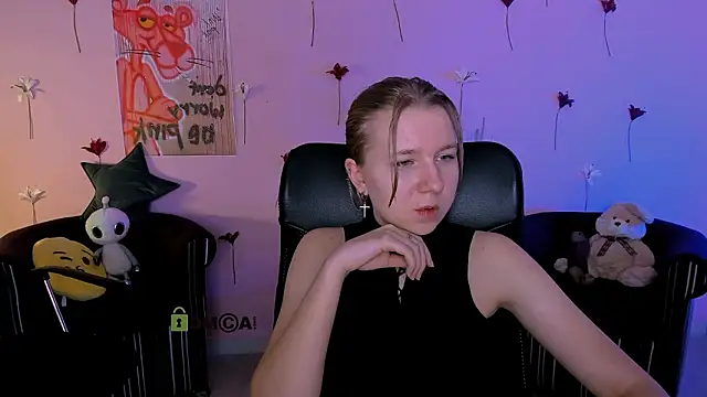 Snapshot of gloria_bubble chatting on 02-14-26, 11:34 gloria bubble online show from 02-14-26, 11:34