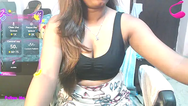 Snapshot of hot_riaa25 chatting on 09-20-25, 05:14 hot riaa25 online show from 09-20-25, 05:14