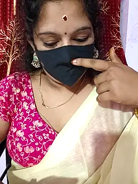 luci-queen online show from 09-26-25, 06:45